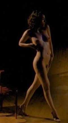 1. Coralie Revel – Choses secrtes, 2002