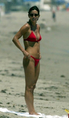 1. Courteney Cox – red bikini, 2007
