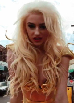 4. Courtney Stodden – Nip slip, 2013
