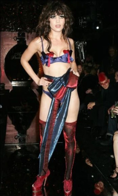 2. Daisy Lowe – Agent provacateur lingerie show , 2008