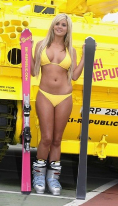 2. Danielle Lloyd in Bikini – Ski Republic Launch Party, 2007