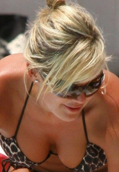 2. Danielle Lloyd – bikini at the beach, 2007