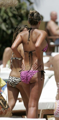 3. Danielle Lloyd – bikini at the beach, 2007