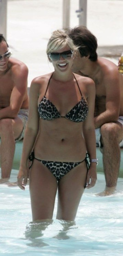 5. Danielle Lloyd – bikini at the beach, 2007