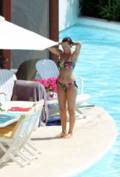 2. Dannii Minogue – bikini, 2009