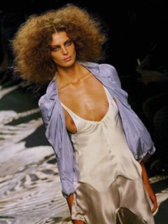 1. Daria Werbowy Nip Slip – Yves Saint Laurent fashion show, 2003