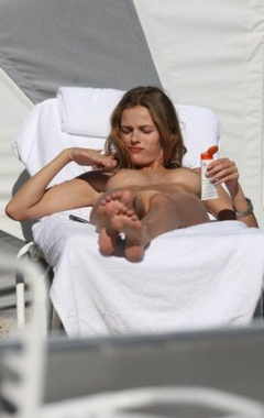 11. Edita Vilkeviciute – Naked sunbathing, 2008