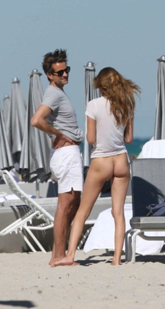 14. Edita Vilkeviciute – Naked sunbathing, 2008