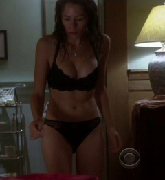 1. Elaine Cassidy Sexy – Harper's Island, 2009