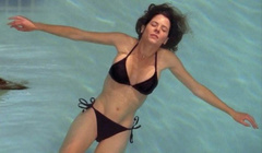 4. Elaine Cassidy Sexy – Harper's Island, 2009