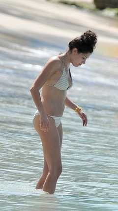 4. Eliza Doolittle – bikini, 2011