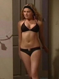 4. Eliza Taylor-Cotter Sexy – Neighbours, 1985