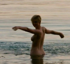 2. Elizabeth Debicki Naked – The Night Manager, 2016