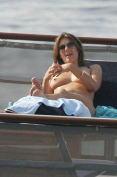 4. Elizabeth Hurley – Topless sunbathing, 2005