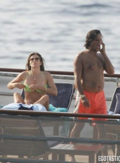 10. Elizabeth Hurley – Topless sunbathing, 2005