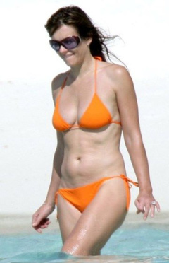 1. Elizabeth Hurley – orange bikini, 2007