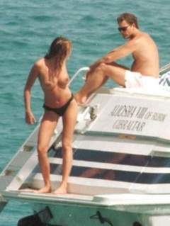 2. Elle Macpherson – Topless on a boat near St. Tropez, 2006
