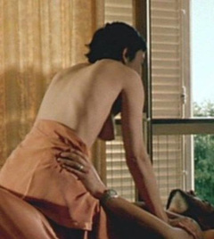 4. Elodie Bouchez – Les kidnappeurs, 1998