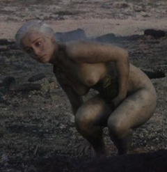 4. Emilia Clarke Naked – Game of Thrones, 2011