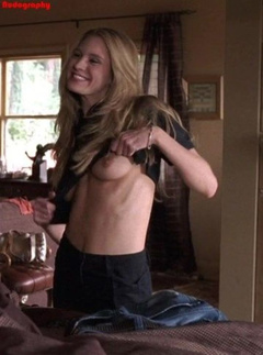 3. Emily Paul Naked – Entourage, 2009