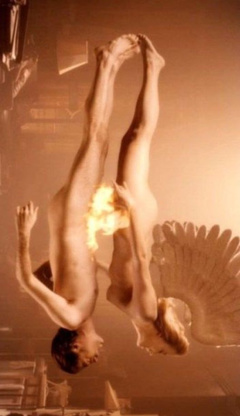 1. Emma Thompson Naked – Angels in America, 2003