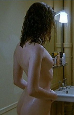 3. Emmanuelle Beart – L'amour en douce, 1985