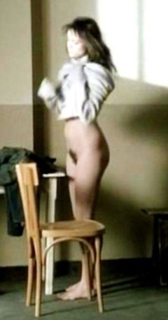 4. Emmanuelle Beart – Les enfants du dsordre, 1989