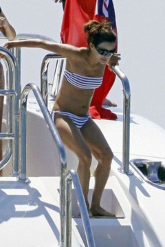 7. Eva Longoria – bikini, 2009