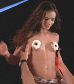 1. Gabrielle Anwar Sexy – Beach Movie, 1998