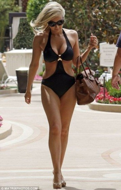 4. Gemma Merna – bikin, 2009