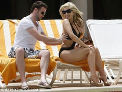 5. Gemma Merna – bikin, 2009