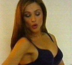 3. Georgia Zaris Sexy – Dream Team, 1999