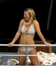 1. Geri Halliwell – bikini, 2009