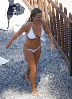 11. Geri Halliwell Sexy – white bikiki, 2009