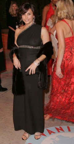 4. Gina Gershon See Through – Vanity Fair Oscar Party, 2006