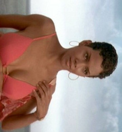 3. Halle Berry Sexy – Die Another Day, 2002