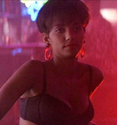 3. Halle Berry Sexy – The Last Boy Scout, 1991