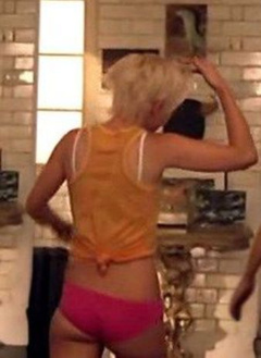 6. Hannah Spearritt Sexy – Primeval, 2007