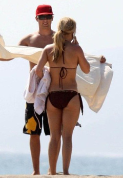 5. Hayden Panettiere – brown bikini, 2007
