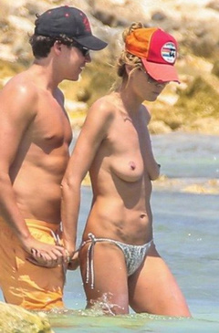 10. Heidi Klum – topless, 2014