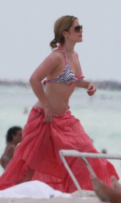 2. Heidi Range – bikini, 2008