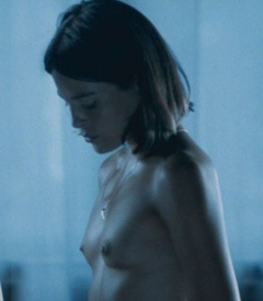 4. Irina Bjorklund Naked – Levottomat, 2000