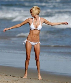 7. Jenna Jameson – bikini at the beach, 2007