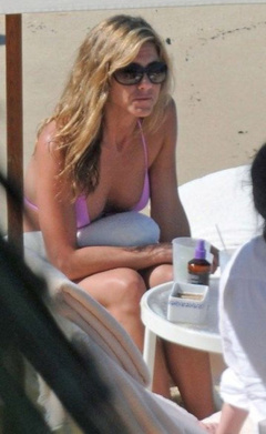 7. Jennifer Aniston – bikin, 2008