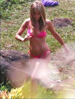 6. Jennifer Aniston – pink bikini, 2010