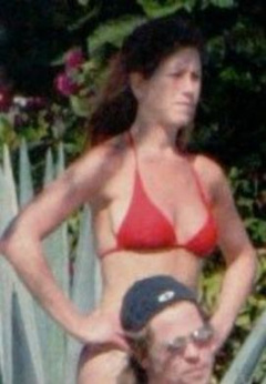 4. Jennifer Aniston – red bikini, 2003