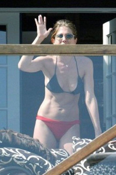 4. Jennifer Aniston – red black bikini, 2005