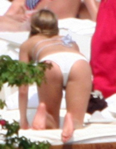 3. Jennifer Aniston – white bikini, 2008
