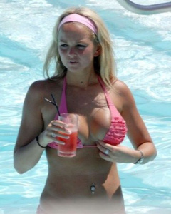 7. Jennifer Ellison – bikini at the beach, 2007