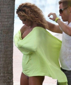 5. Jennifer Nicole Lee – boob oops, 2012